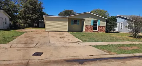 3119 Malvern St, Bossier City, LA 71111