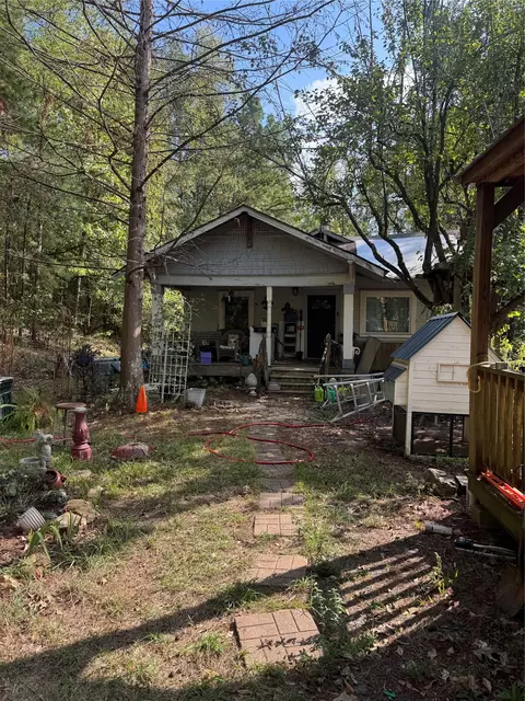 9915 Woodbriar Rd, Shreveport, LA 71129