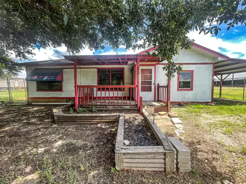 4602 Milburn Rd, Cresson, TX 76035