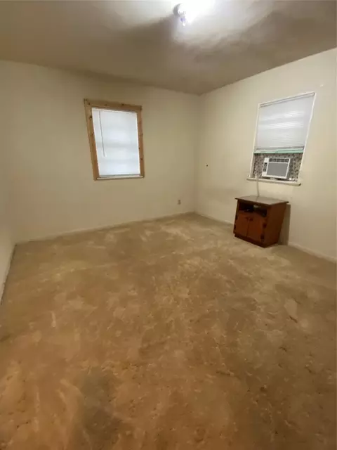 Bedroom - 406 S Avenue F, Haskell, TX 79521 photo 4 of 5