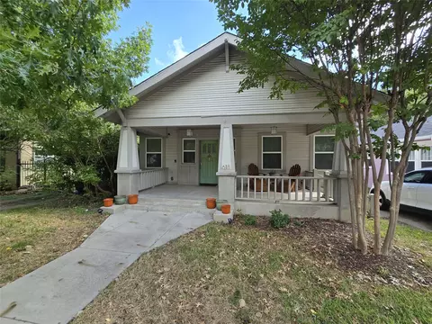618 N Clinton Ave, Dallas, TX 75208