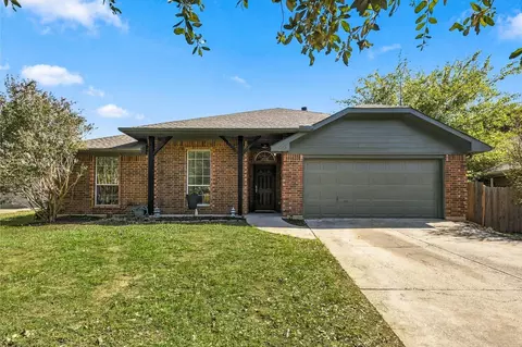 3906 Canton Ct, Denton, TX 76208