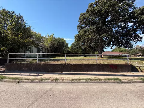 3915 Malcolm X Blvd, Dallas, TX 75215