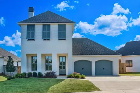 9847 Canebrake Ln, Shreveport, LA 71106