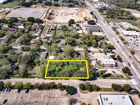 1233 Barredo St, Dallas, TX 75217