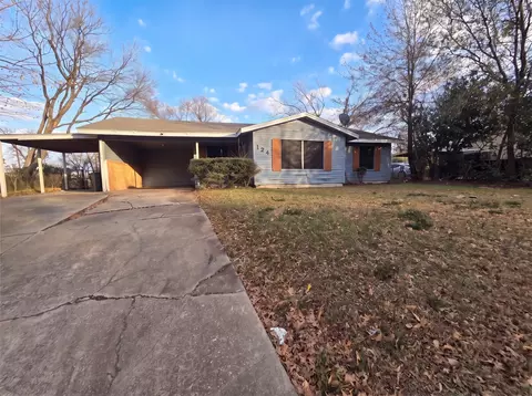 124 Foscue St, Sulphur Springs, TX 75482