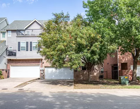 5713 Lewis St, Dallas, TX 75206