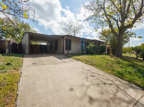 124 Rio Rita Dr, Garland, TX 75040