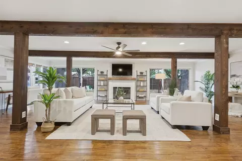 100 N Gentle Dr, Richardson, TX 75080