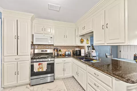 1801 Pleasant Run Rd, Carrollton, TX 75006