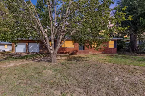 412 N Post Oak St, Winnsboro, TX 75494