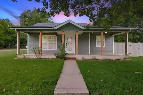 327 W Texas St, Sherman, TX 75092