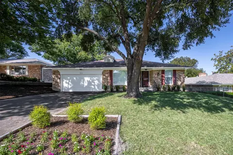 9151 Bretshire Dr, Dallas, TX 75228