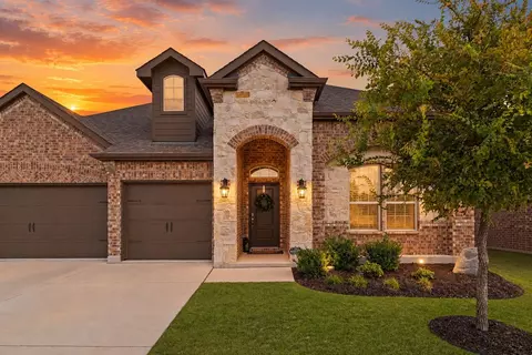 3520 Tunnel Ave, Aubrey, TX 76227