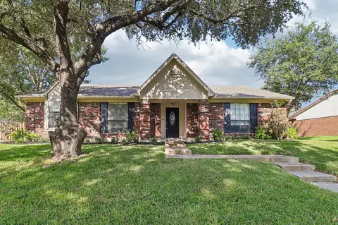 7305 Elizabeth Pl, Plano, TX 75025