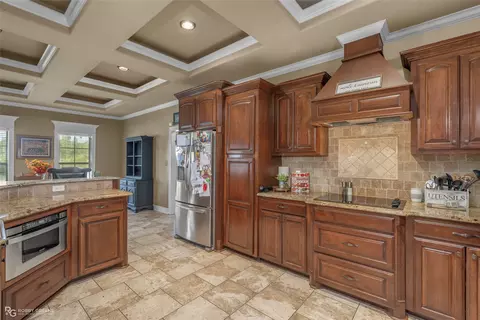 Kitchen - 468 Buddy Brown Rd, Minden, LA 71055 photo 3 of 4