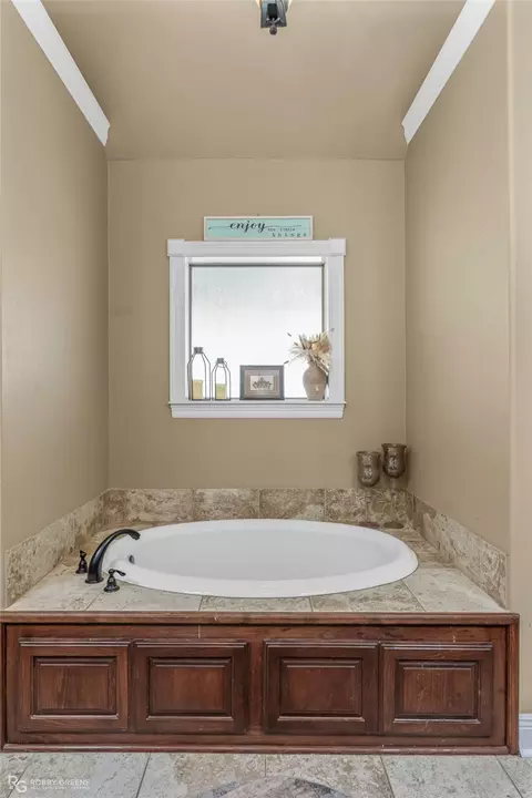 Bath - 468 Buddy Brown Rd, Minden, LA 71055 photo 1 of 6