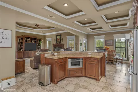 Kitchen - 468 Buddy Brown Rd, Minden, LA 71055 photo 4 of 4