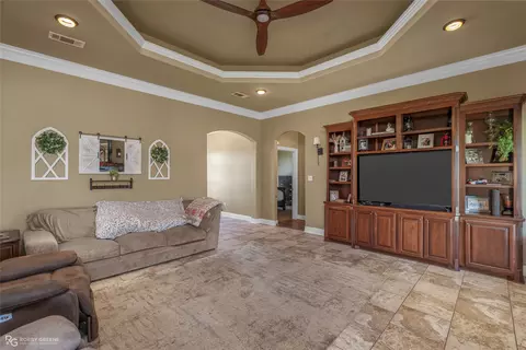 Living - 468 Buddy Brown Rd, Minden, LA 71055 photo 1 of 2