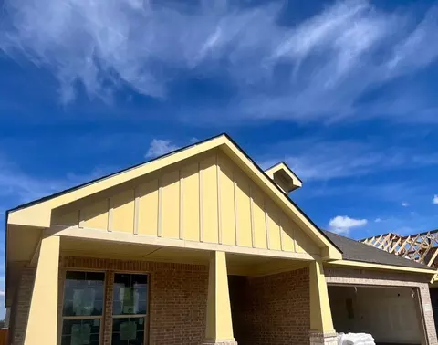 10120 Oakstone Dr, Fort Worth, TX 76108