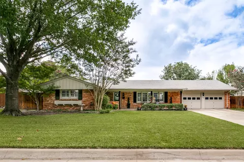 4309 Selkirk Dr W, Fort Worth, TX 76109