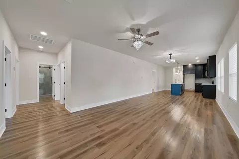 Entry Way - 724 Gilbert St, Terrell, TX 75160 photo 2 of 2