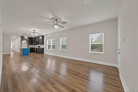 Living - 724 Gilbert St, Terrell, TX 75160 photo 1 of 2