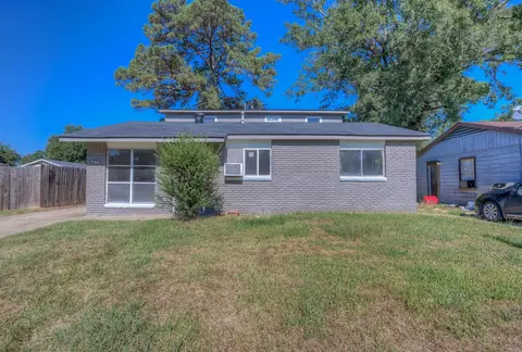 724 Saint Peter Blvd, Shreveport, LA 71106