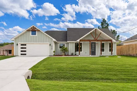 2125 Steepleridge Cir, Granbury, TX 76048