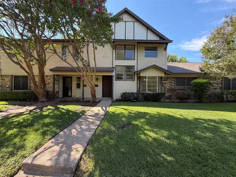 4911 Rollingwood Ct, Garland, TX 75043