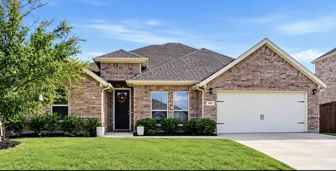 914 Timber Ridge Dr, Justin, TX 76247