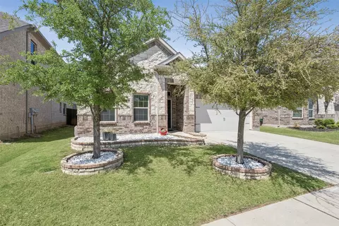 Exterior - 9012 Conroe Dr, Argyle, TX 76226 photo 6 of 6