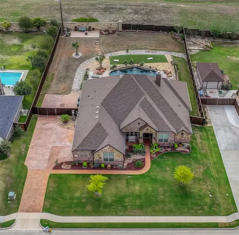 2125 Vanderbilt Dr, Weatherford, TX 76088