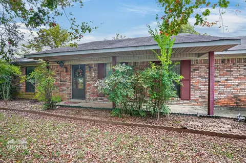 116 Rolling Meadow Ln, Bossier City, LA 71112