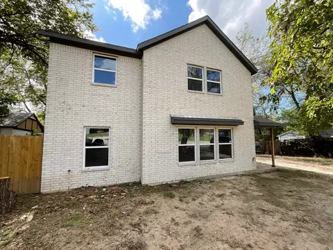 6051 Meandering Rd, Fort Worth, TX 76114