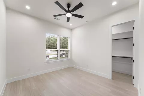 Bedroom - 1018 Devonshire Dr N, Forney, TX 75126 photo 2 of 5