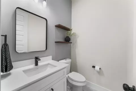 Bath - 1018 Devonshire Dr N, Forney, TX 75126 photo 7 of 7