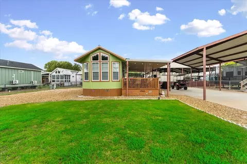 1045 Pelican Isle Dr, Kerens, TX 75144