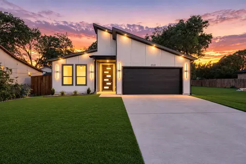 2319 Moffatt Ave, Dallas, TX 75216