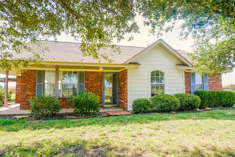 10720 Expedition Dr, Godley, TX 76044