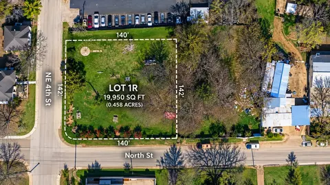 310 4th St, Grand Prairie, TX 75050