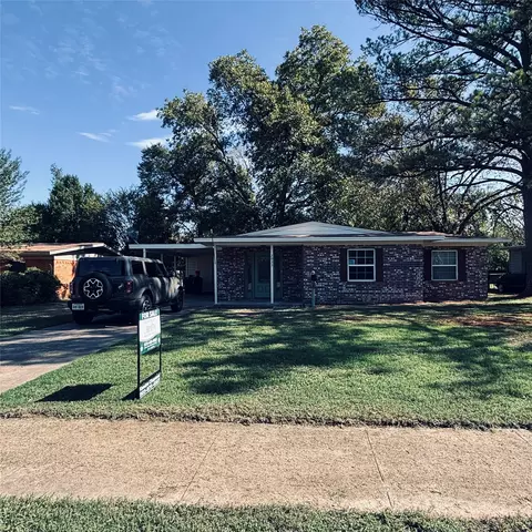 2033 Bowie Dr, Corsicana, TX 75110