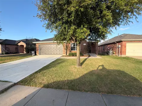 2821 Enchanted Eve Dr, Little Elm, TX 75068