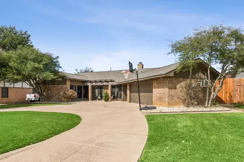 1905 Reverchon Dr, Arlington, TX 76017