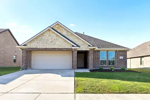 492 Declaration Way, Royse City, TX 75189