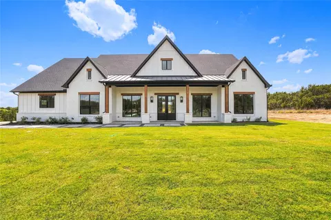 3111 Rio Grande Cir, Cresson, TX 76035