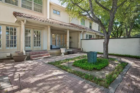4611 O Connor Ct, Irving, TX 75062
