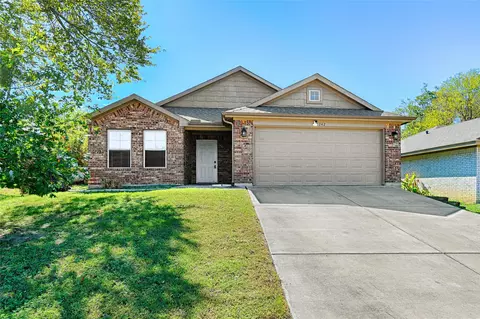 1242 E Powell Ave, Fort Worth, TX 76104