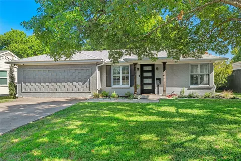 4165 Carolyn Rd, Fort Worth, TX 76109