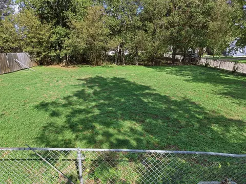 1109 Alvarado St, Cleburne, TX 76031 photo 8